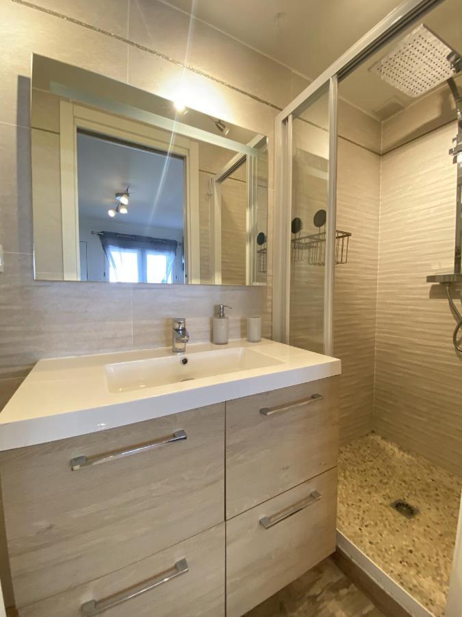 La Cle Maison De Ville, Clim, Wifi A La Bayore Hyeres Ngoại thất bức ảnh
